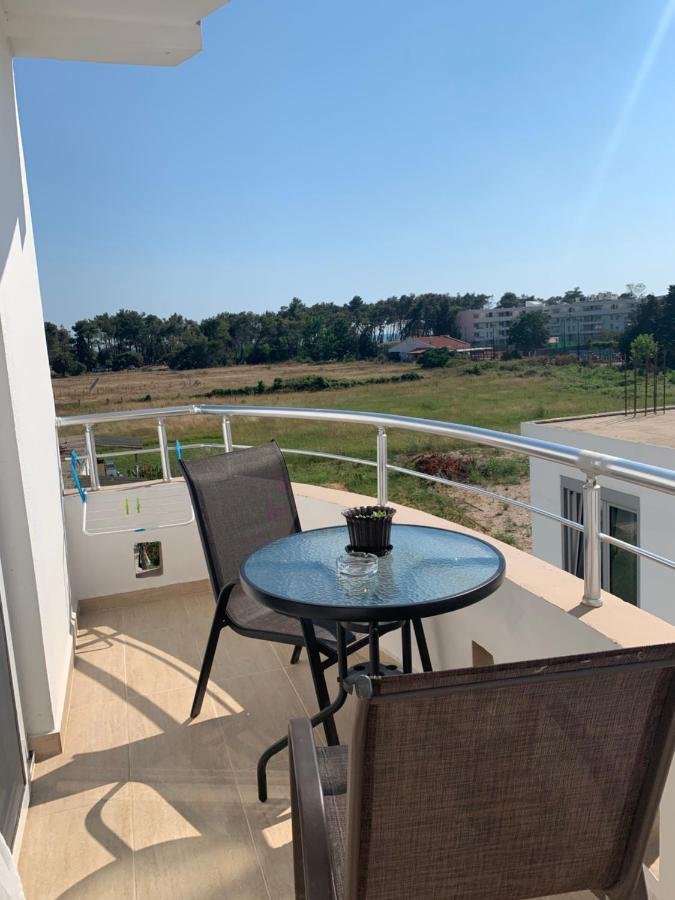 Apartmens Xhenis Lux Ulcinj Bagian luar foto