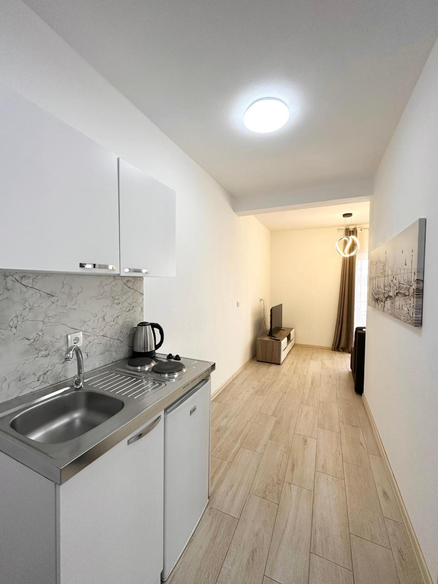 Apartmens Xhenis Lux Ulcinj Bagian luar foto